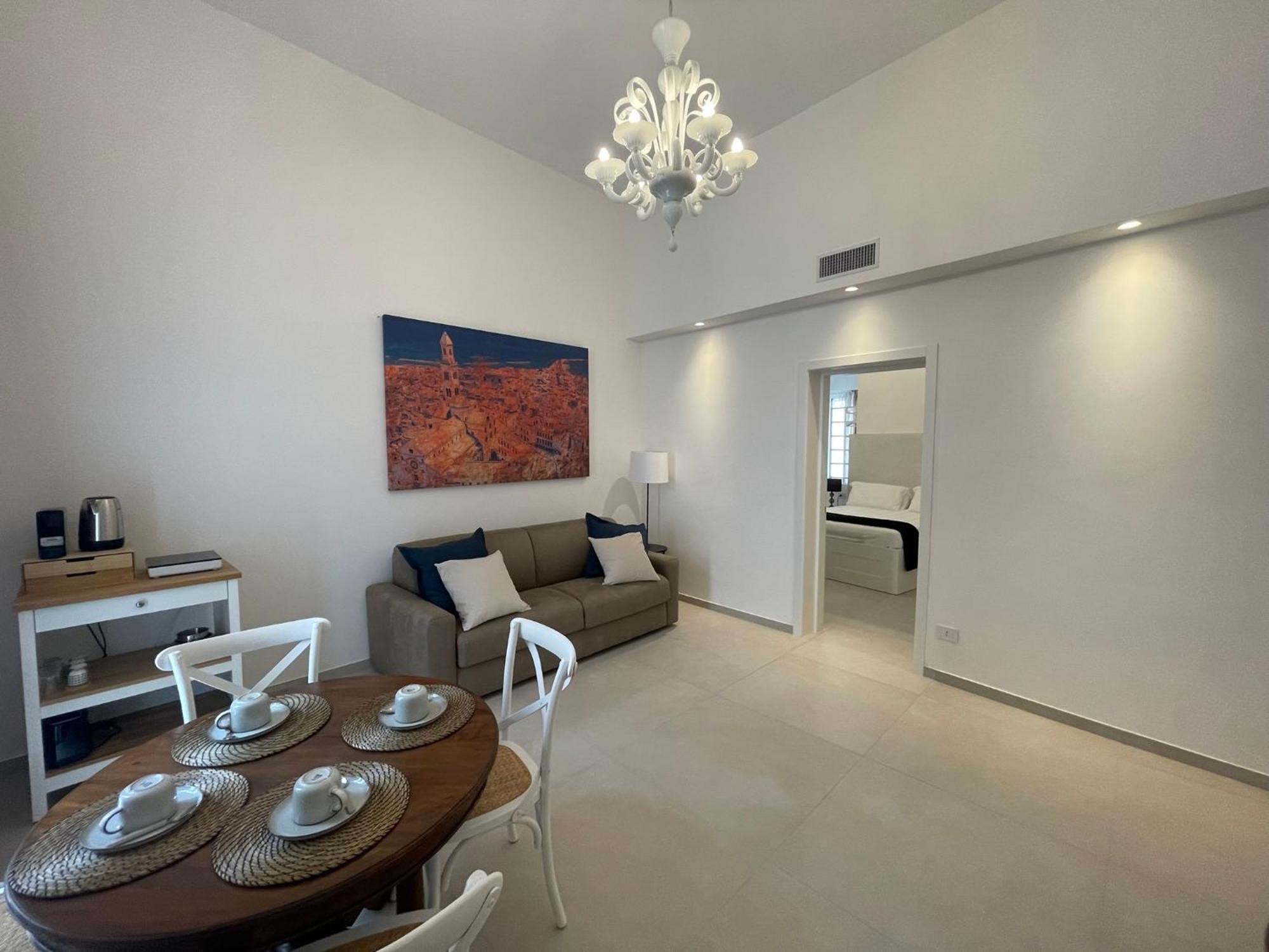 Palazzo Boccapianola Apartment Бари Екстериор снимка