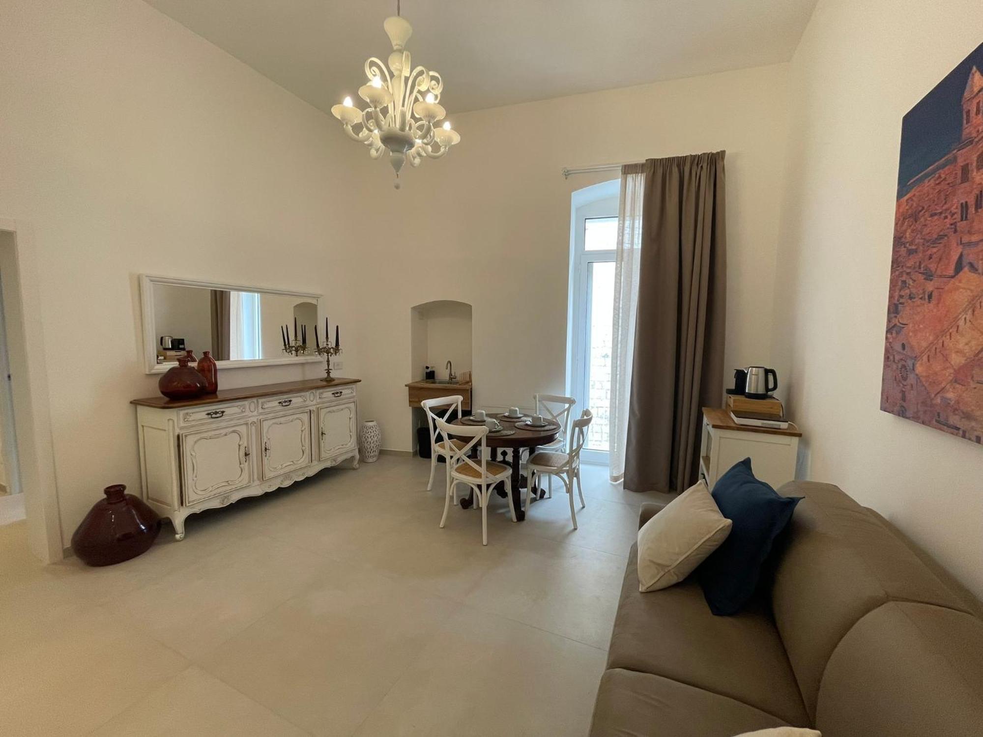 Palazzo Boccapianola Apartment Бари Екстериор снимка