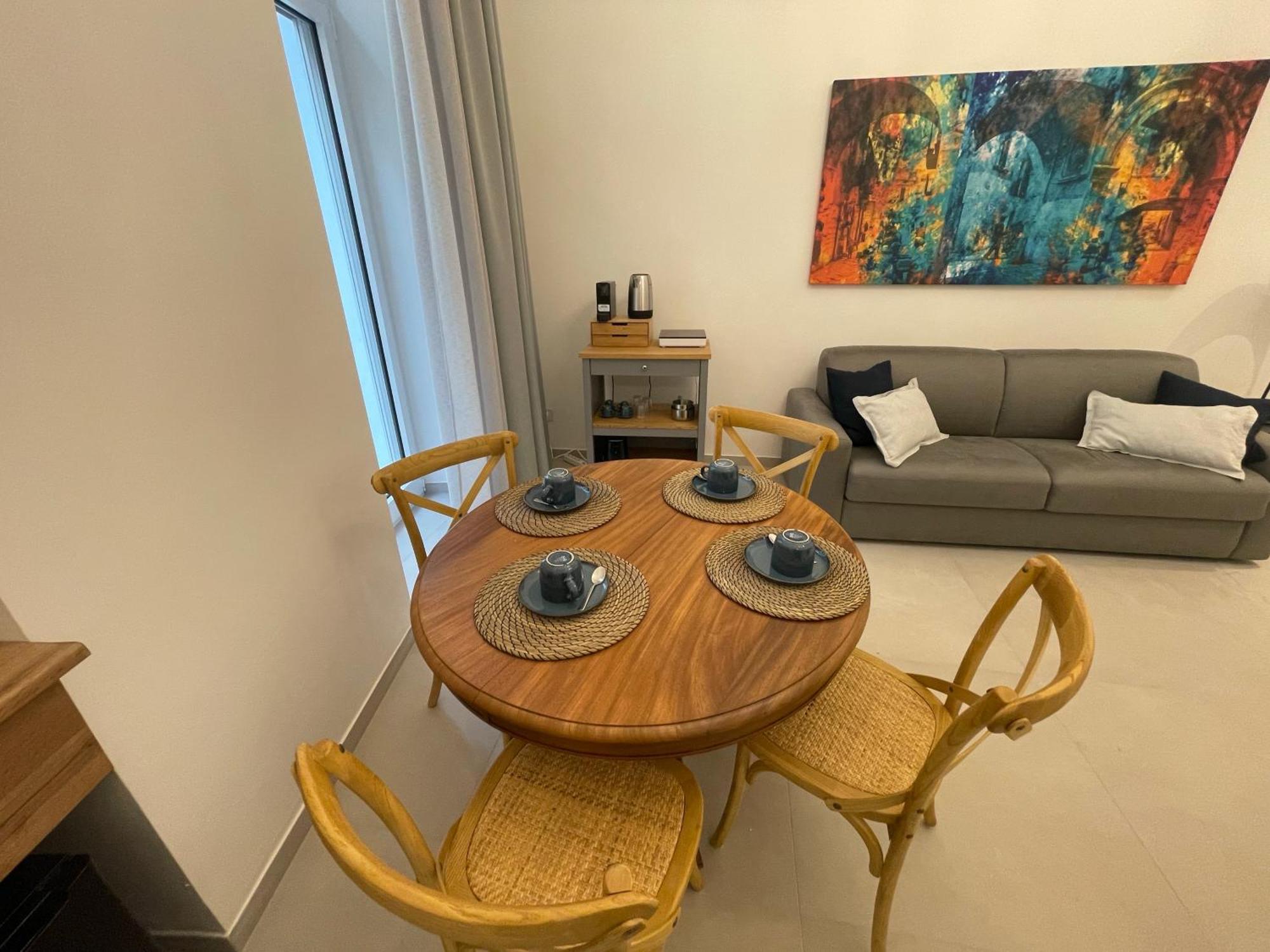 Palazzo Boccapianola Apartment Бари Екстериор снимка